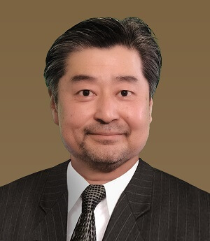 Curt Kwak Headshot