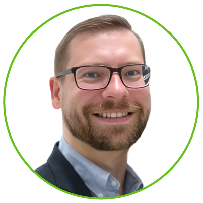 Stefan Riegel Headshot